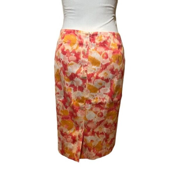Talbots Pencil Skirt Pink and Orange Floral Lined Back Zip and Slit Size 12P - Picture 3 of 10